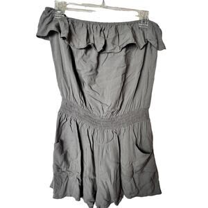Forever 21 Women's Strapless  Romper with Ruffle off Shoulder Strapless   Sz M